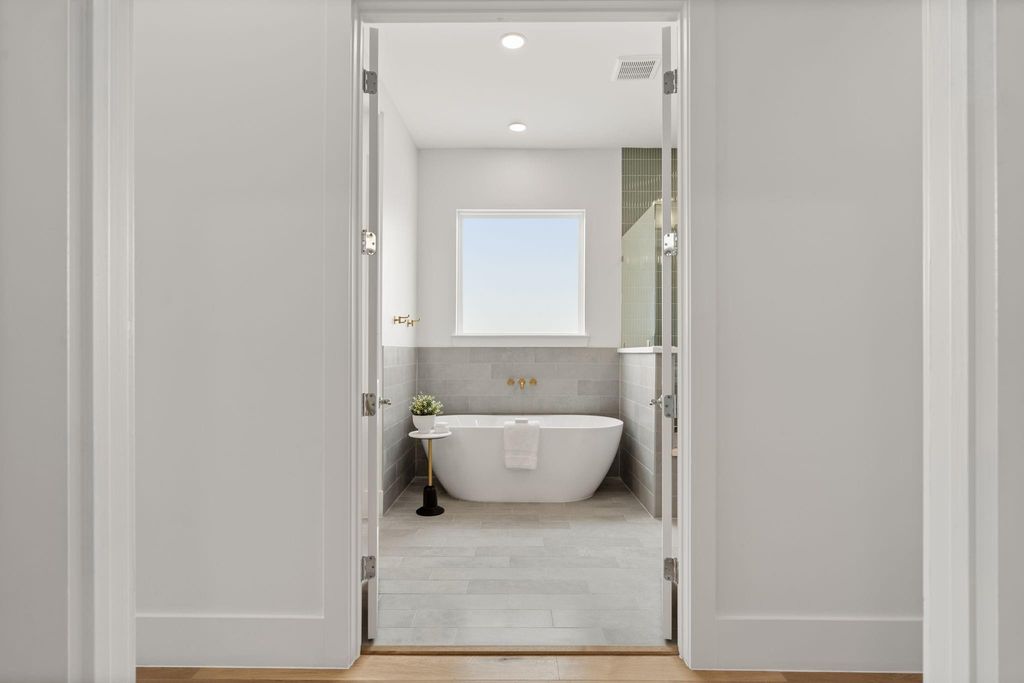 Primary Bath